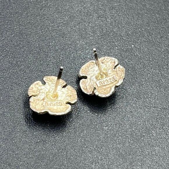 BY 925 Signed Sterling Silver Etched Rose Diamond Cut Flower Stud Earrings - Picture 13 of 13